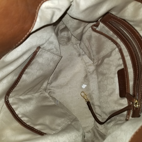 Michael Kors bag - Picture 3 of 4